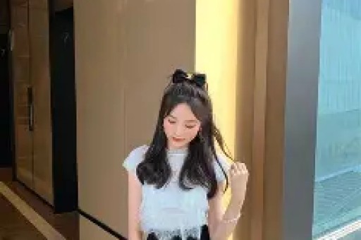 被李荣浩公开质问仅一天单依纯被曝“黑料”吃相难看越扒越有