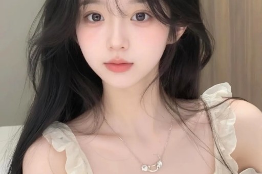 曝男明星KTV亲女网红